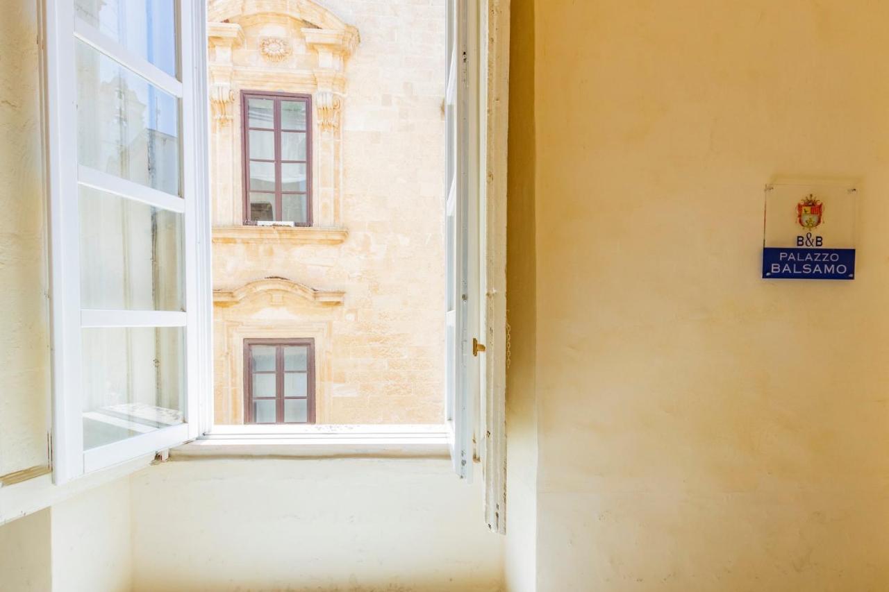 Palazzo Balsamo Bed & Breakfast Gallipoli Luaran gambar