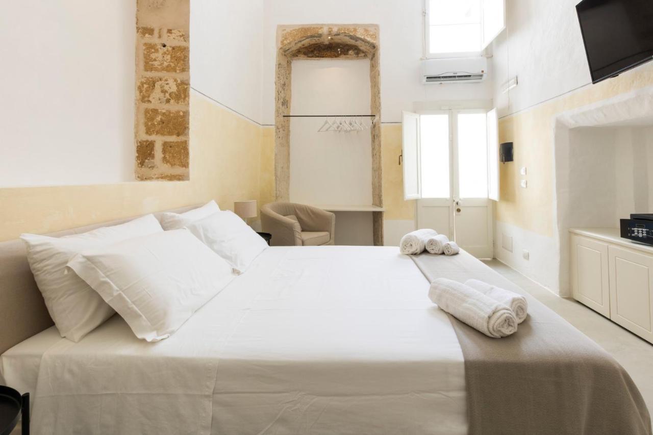 Palazzo Balsamo Bed & Breakfast Gallipoli Luaran gambar