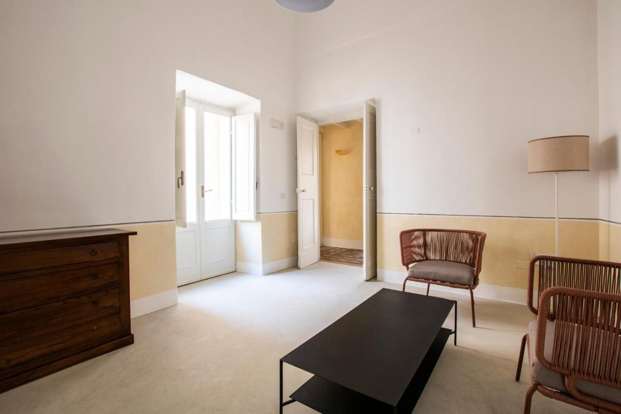 Palazzo Balsamo Bed & Breakfast Gallipoli Luaran gambar