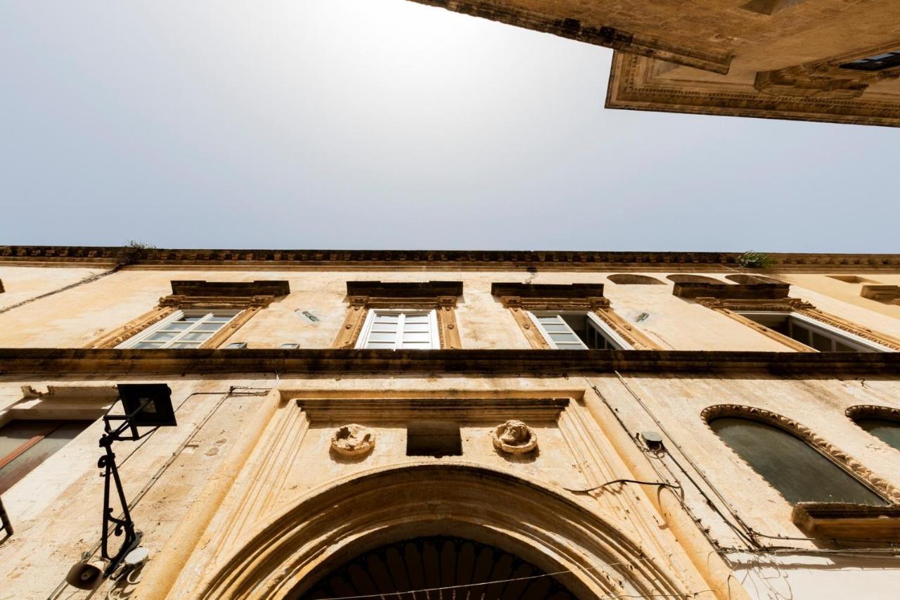 Palazzo Balsamo Bed & Breakfast Gallipoli Luaran gambar